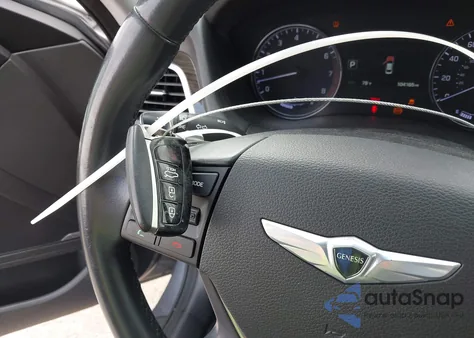 2015 Hyundai Genesis 3.8 from USA, damaged, VIN KMHGN4JE8FU093705